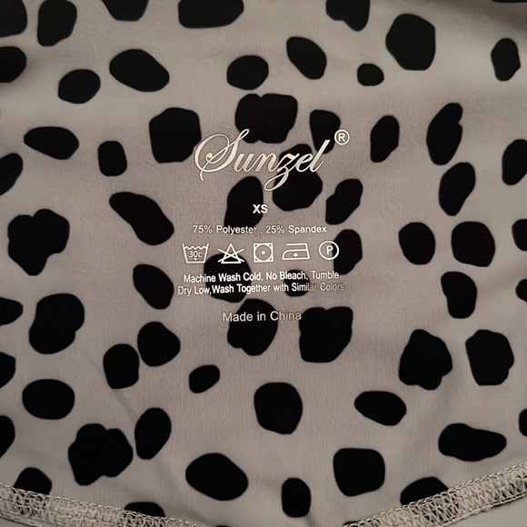 NWT Sunzel 7” Biker Shorts - Picture 5 of 6